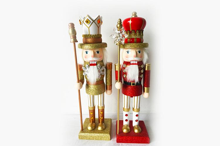 Red and Gold King soldiers